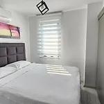 Zuemruet Villa *